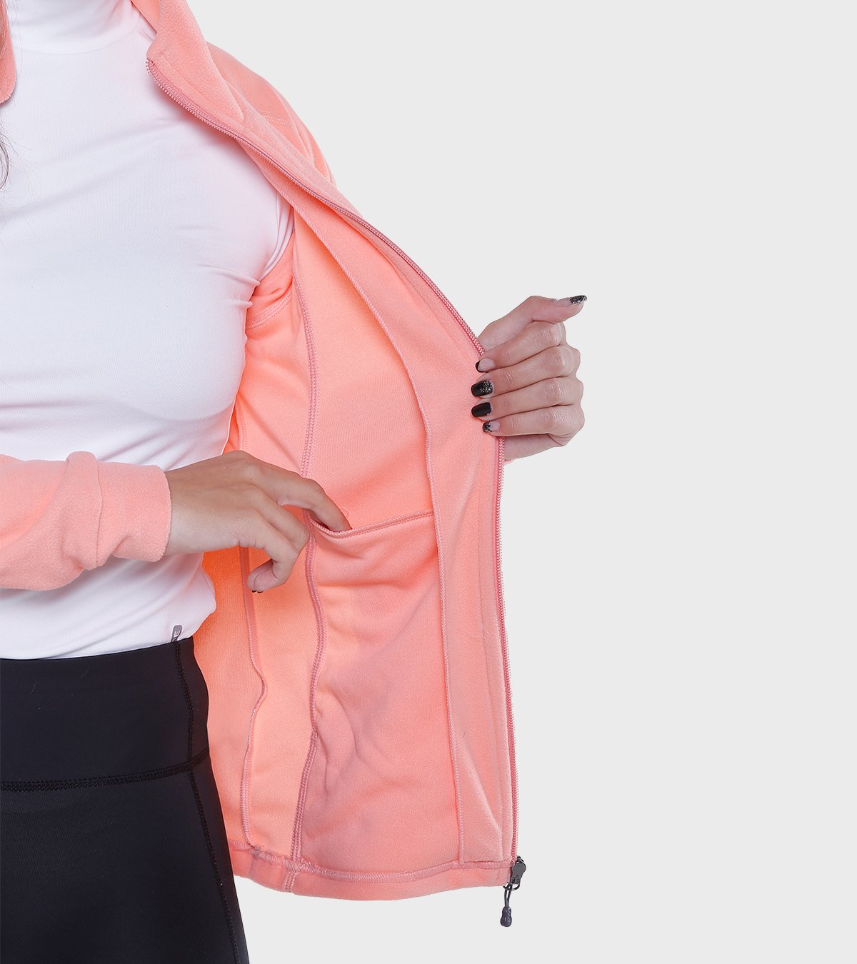 Campera de mujer de micropolar con capucha Aradia