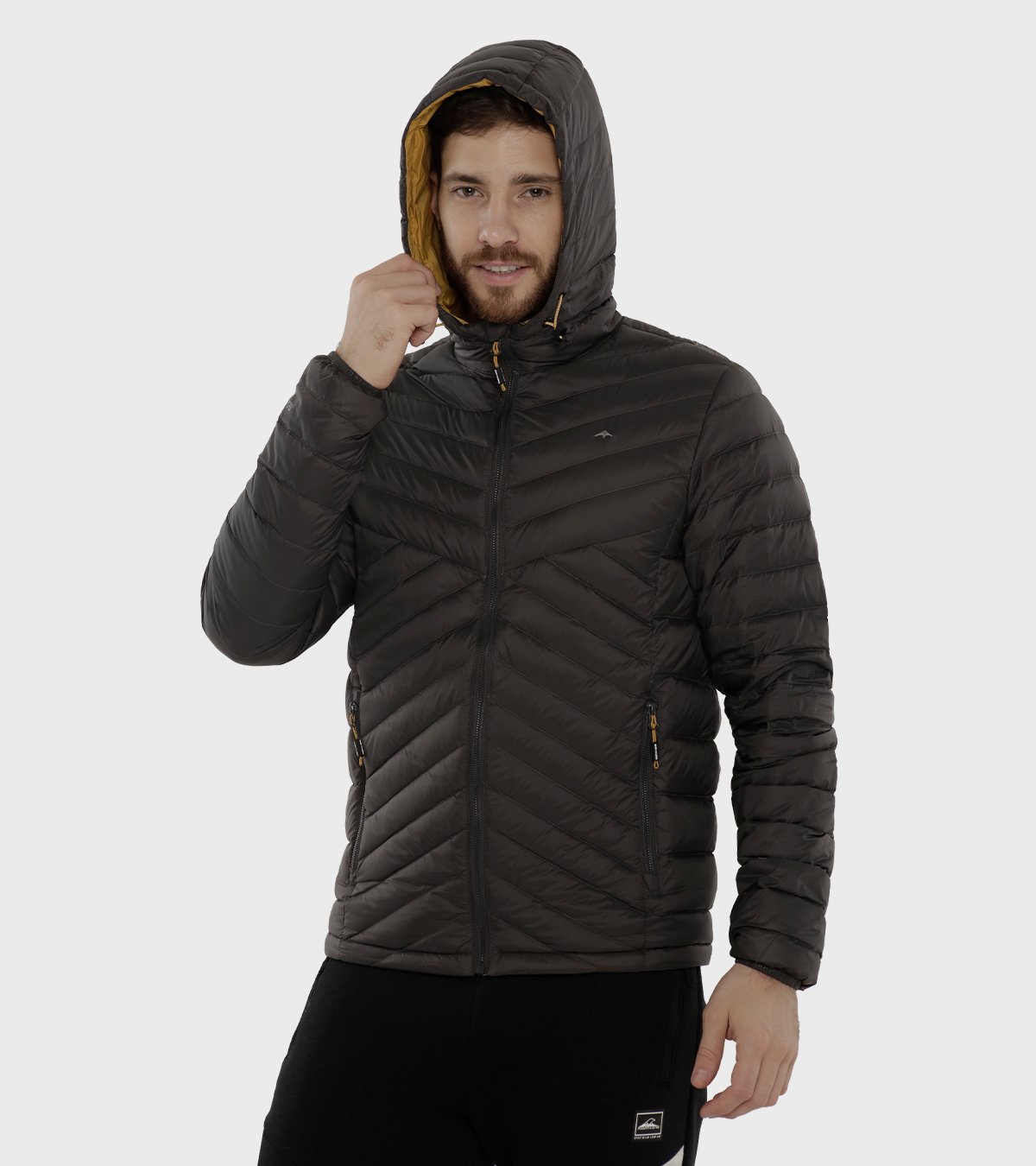 Campera de hombre Neegan con capucha