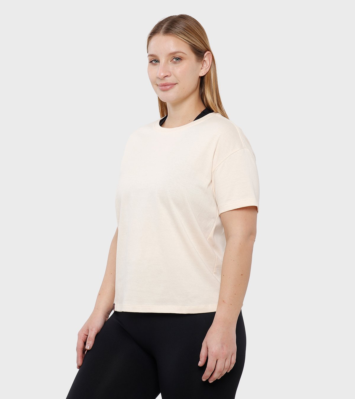 Remera de mujer Essential
