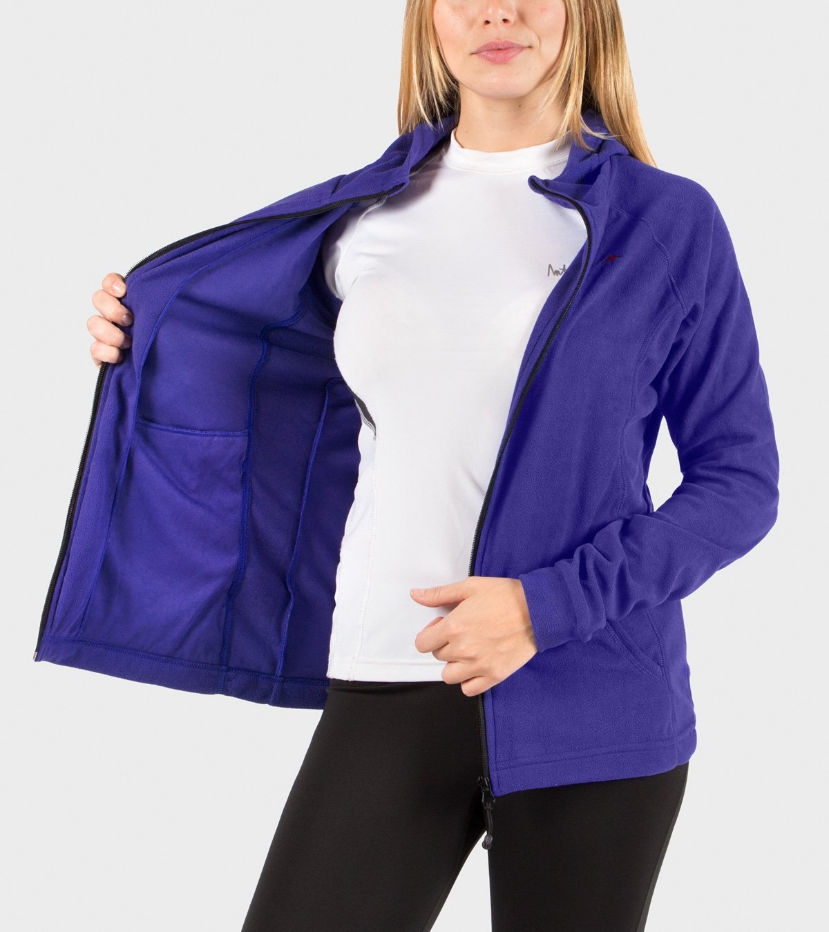 Campera de mujer de micropolar con capucha Aradia