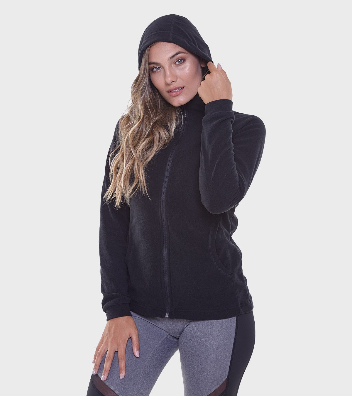 Campera de mujer de micropolar con capucha Aradia