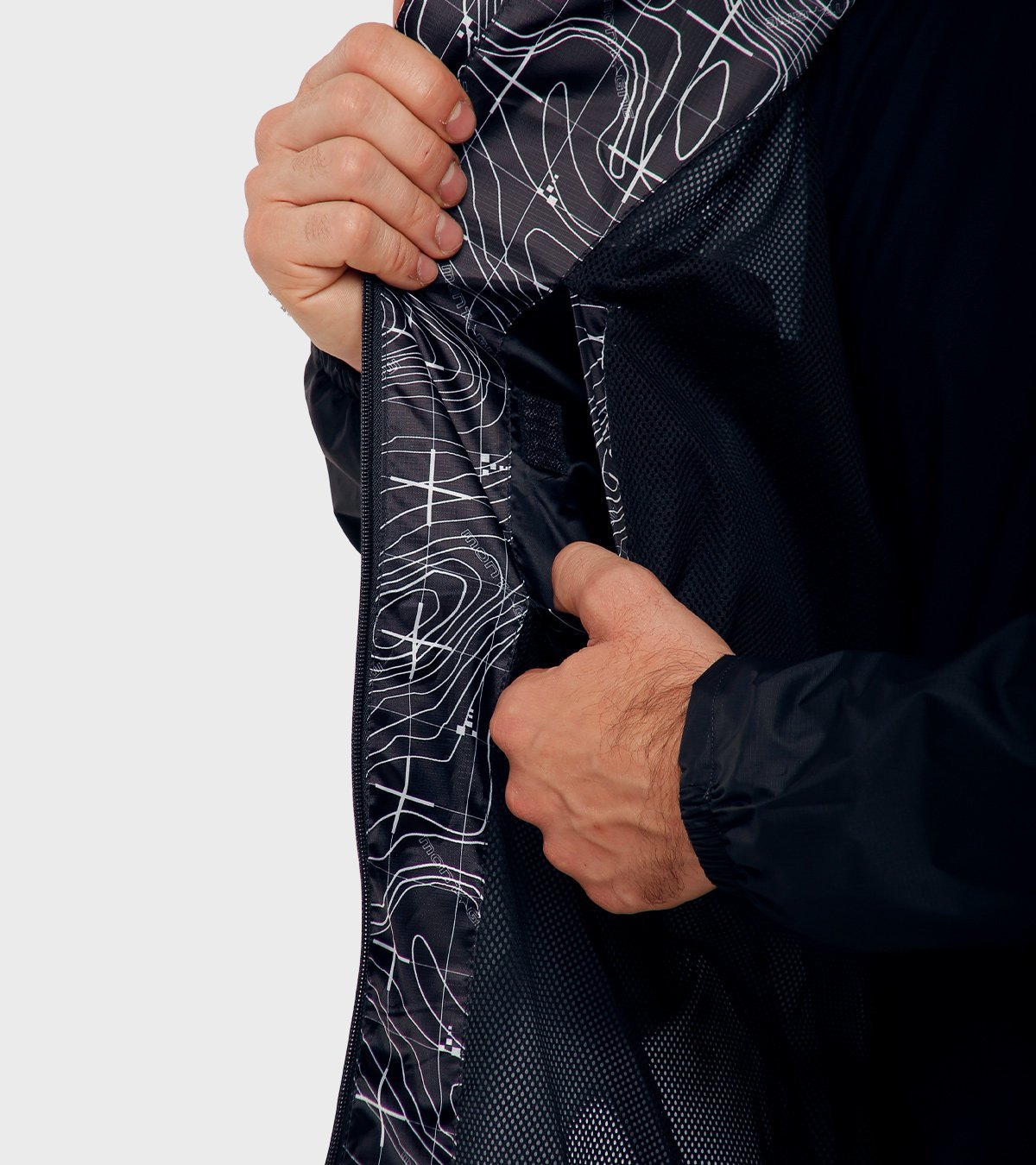 Rompeviento de hombre Chase