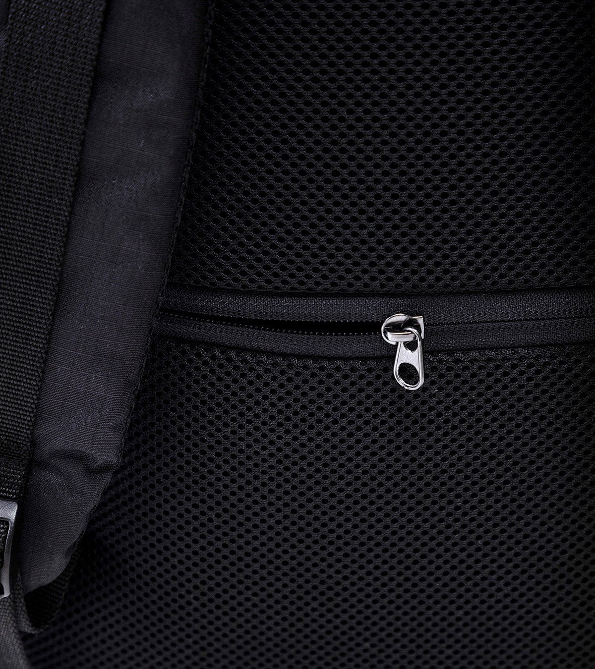 Mochila Conmuter 18 Lts