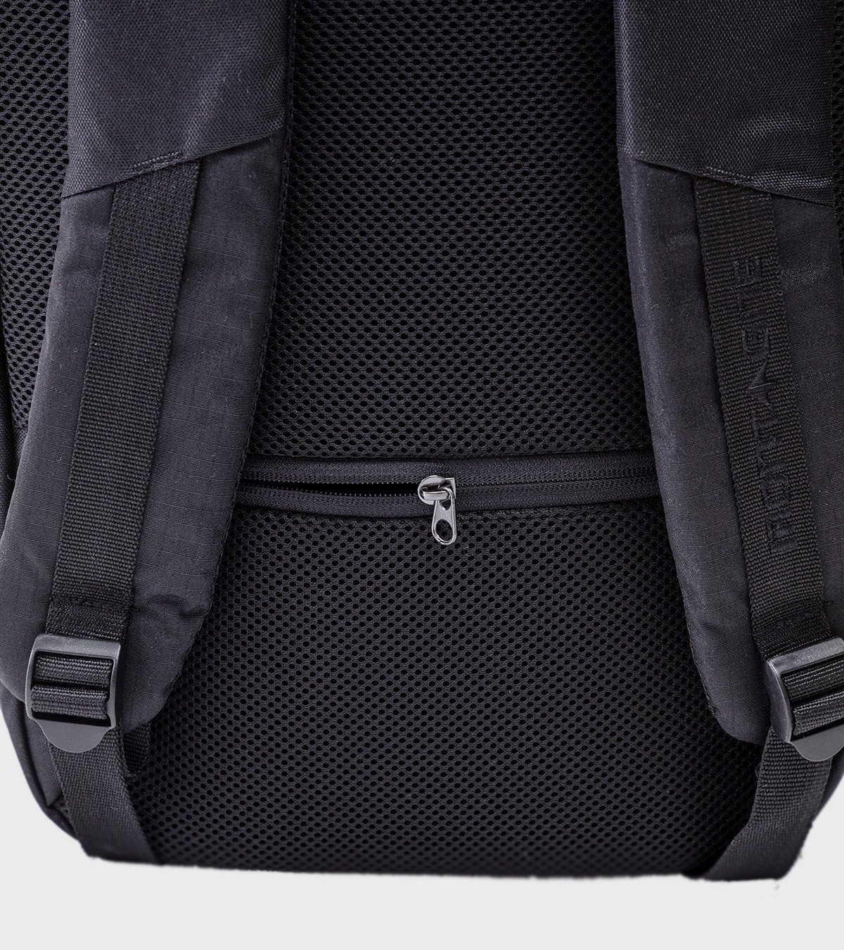 Mochila Conmuter 18 Lts