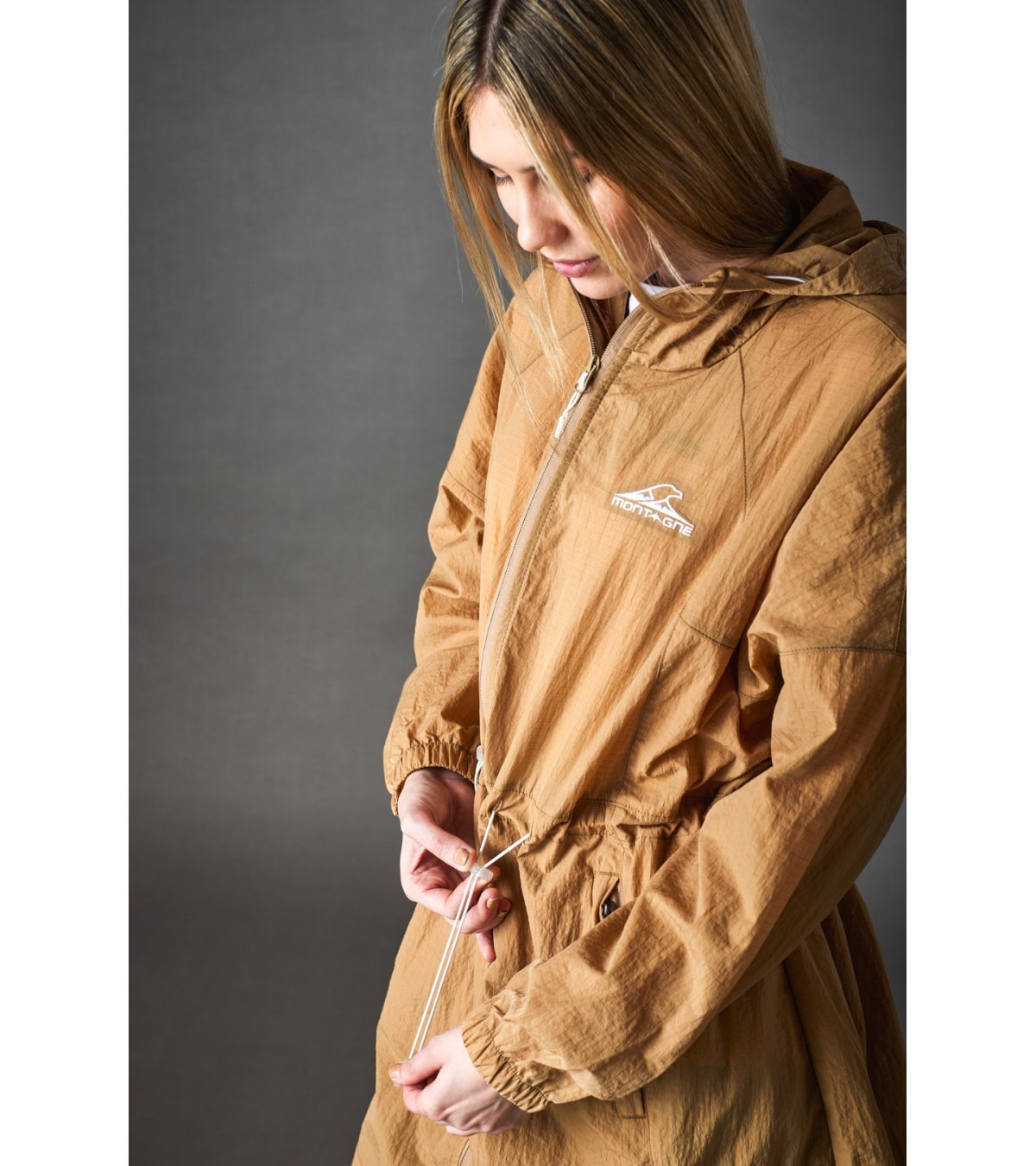 Parka de mujer Tesis M