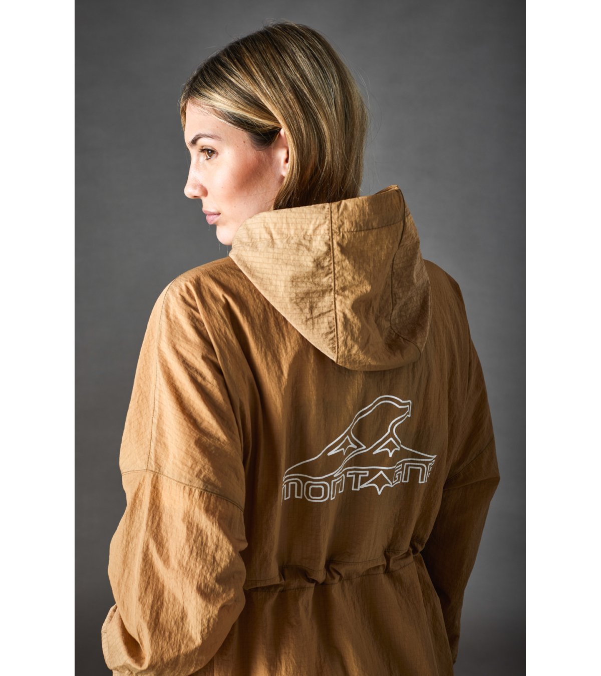 Parka de mujer Tesis M
