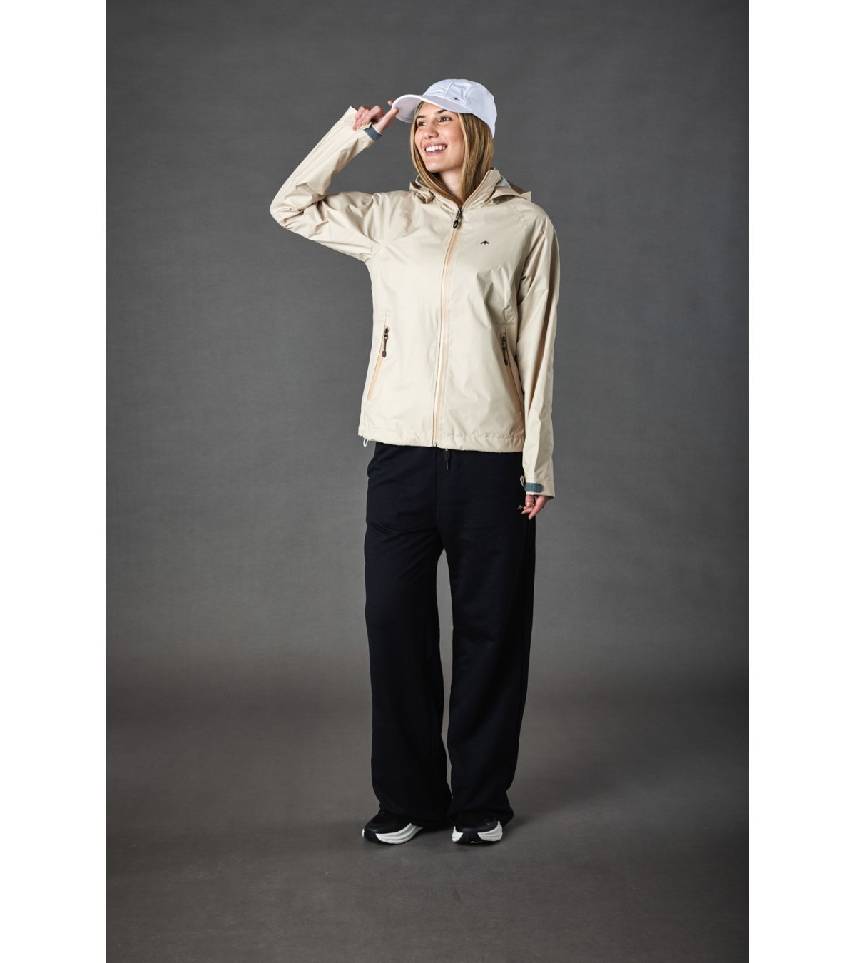 Rompeviento de mujer Eluney