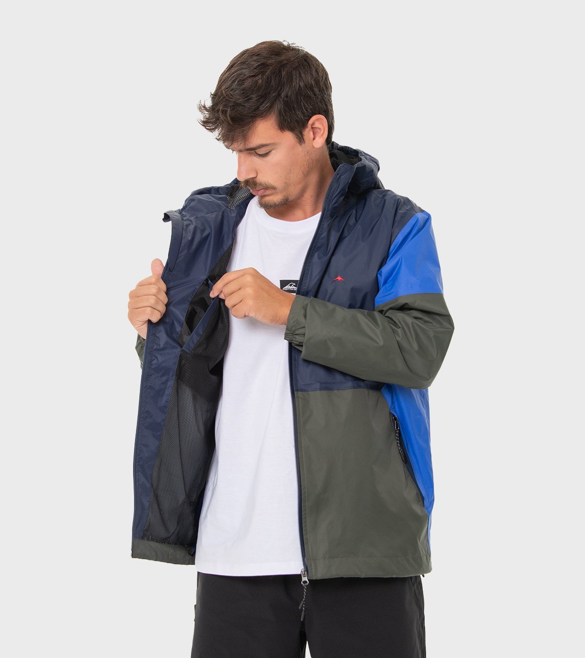 Rompeviento de hombre Chase