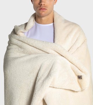 Manta de corderito mediana