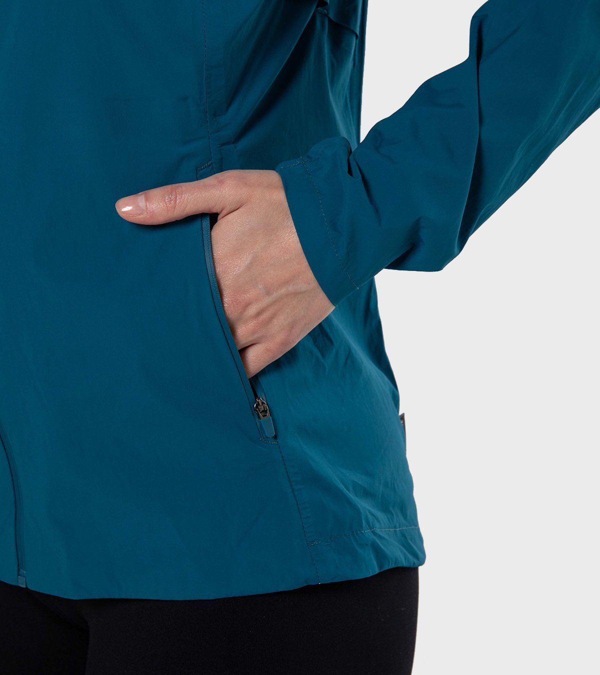 Campera de mujer impermeable Nanostretch M