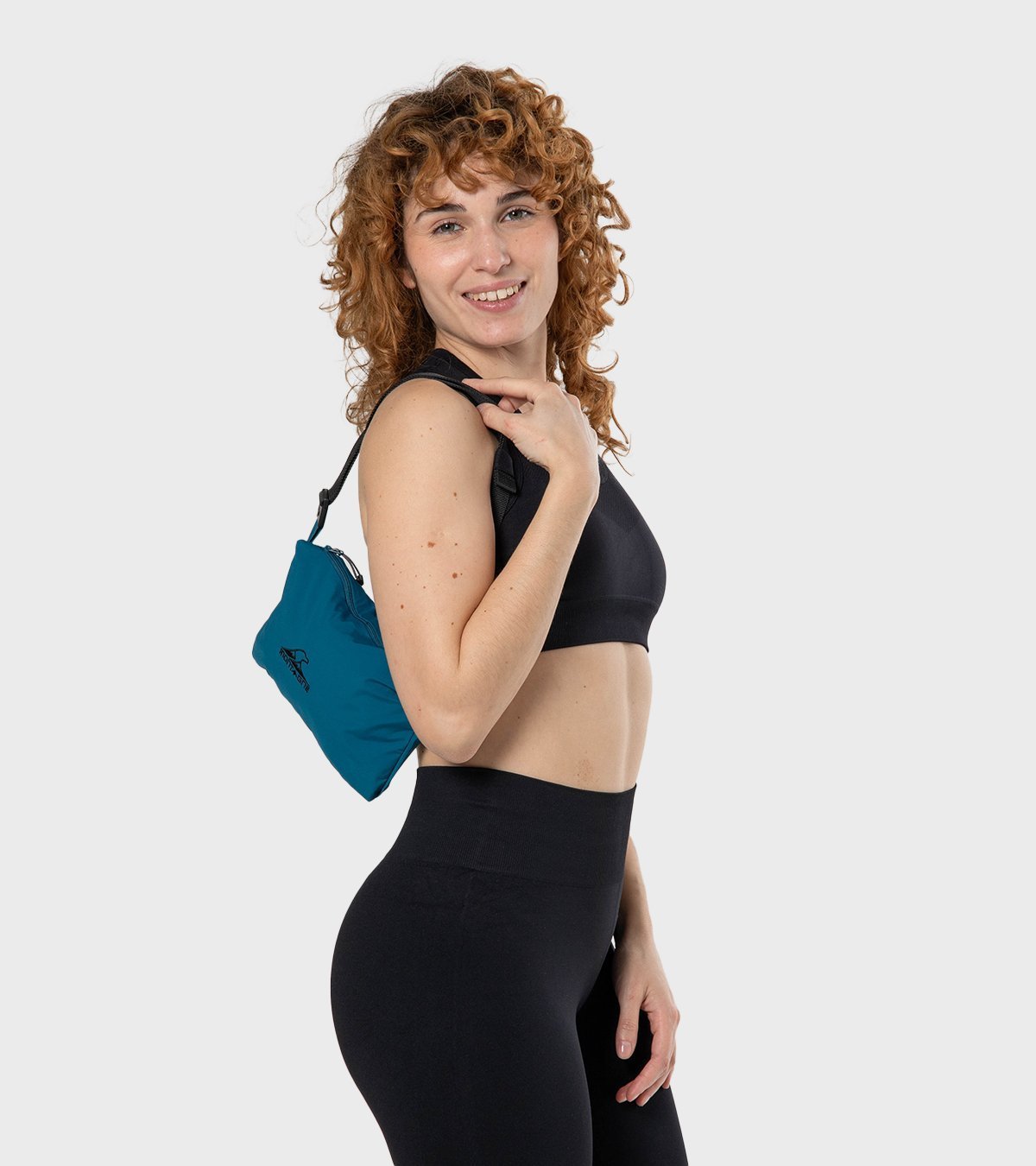 Campera de mujer impermeable Nanostretch M