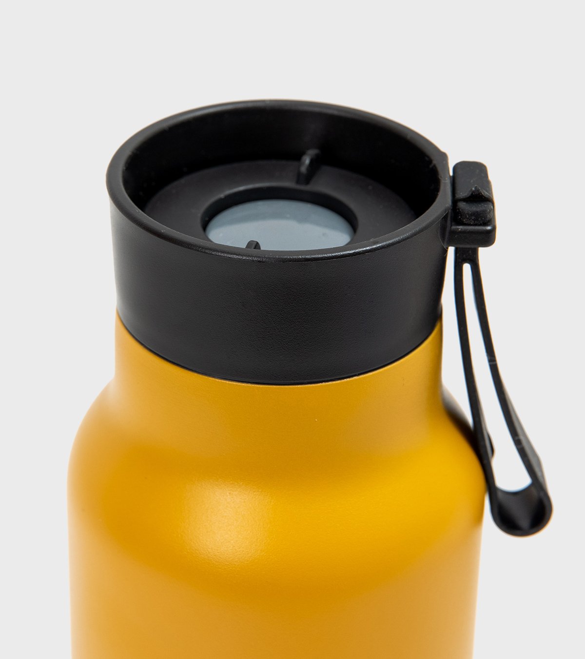 Botella t&eacute;rmica con bot&oacute;n 700 ML