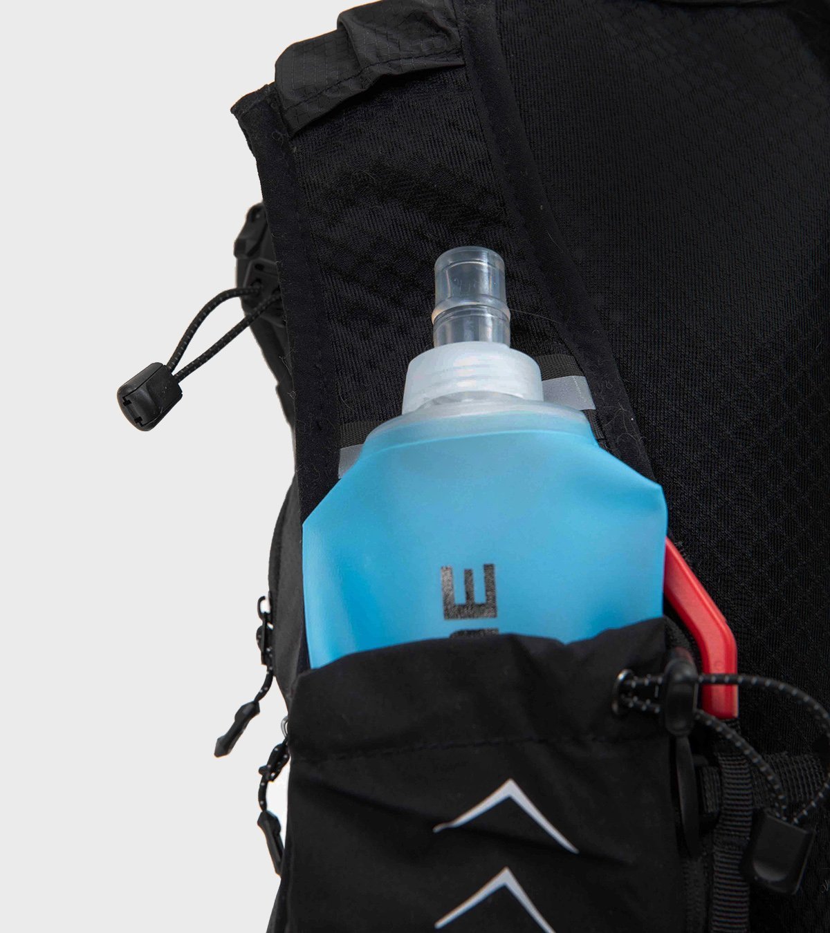 Mochila Chaleco Bayou 11 Lts + Botella de Hidrataci&oacute;n Soft 500 ml de regalo