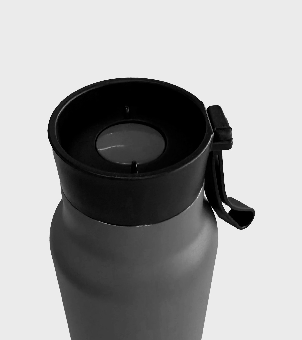 Botella t&eacute;rmica con bot&oacute;n 700 ml.